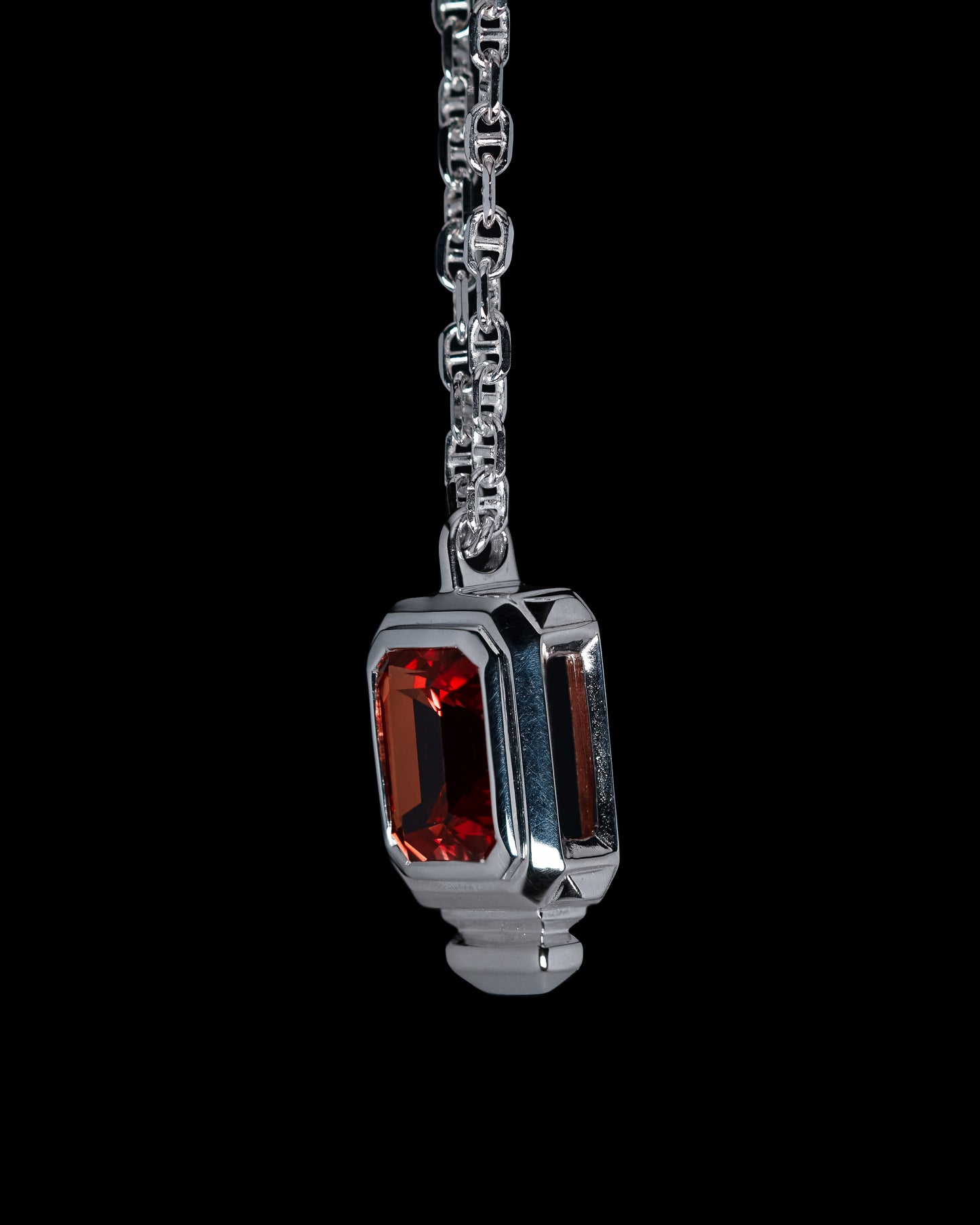 Escudo Necklace - Orange