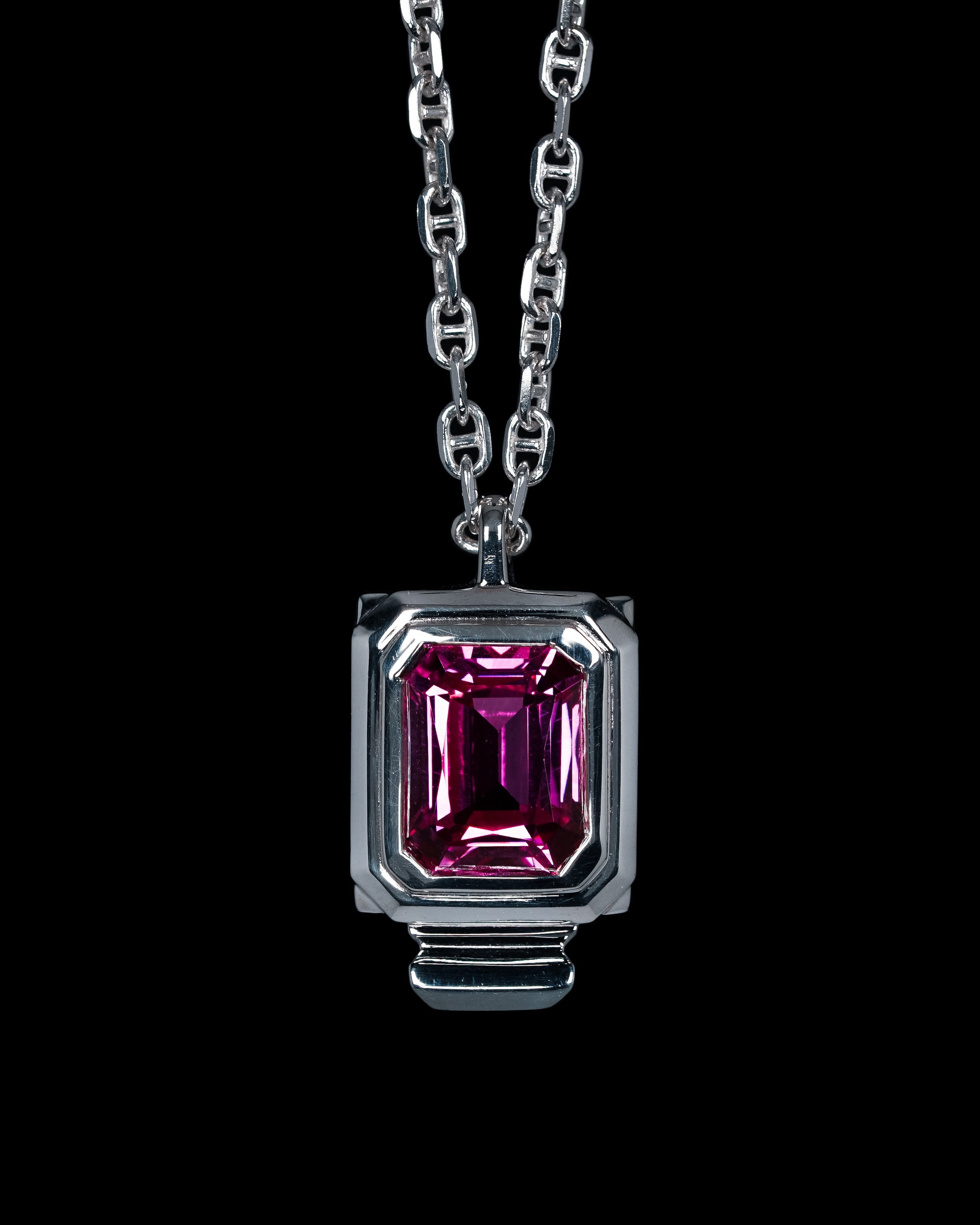 Escudo Necklace - Pink