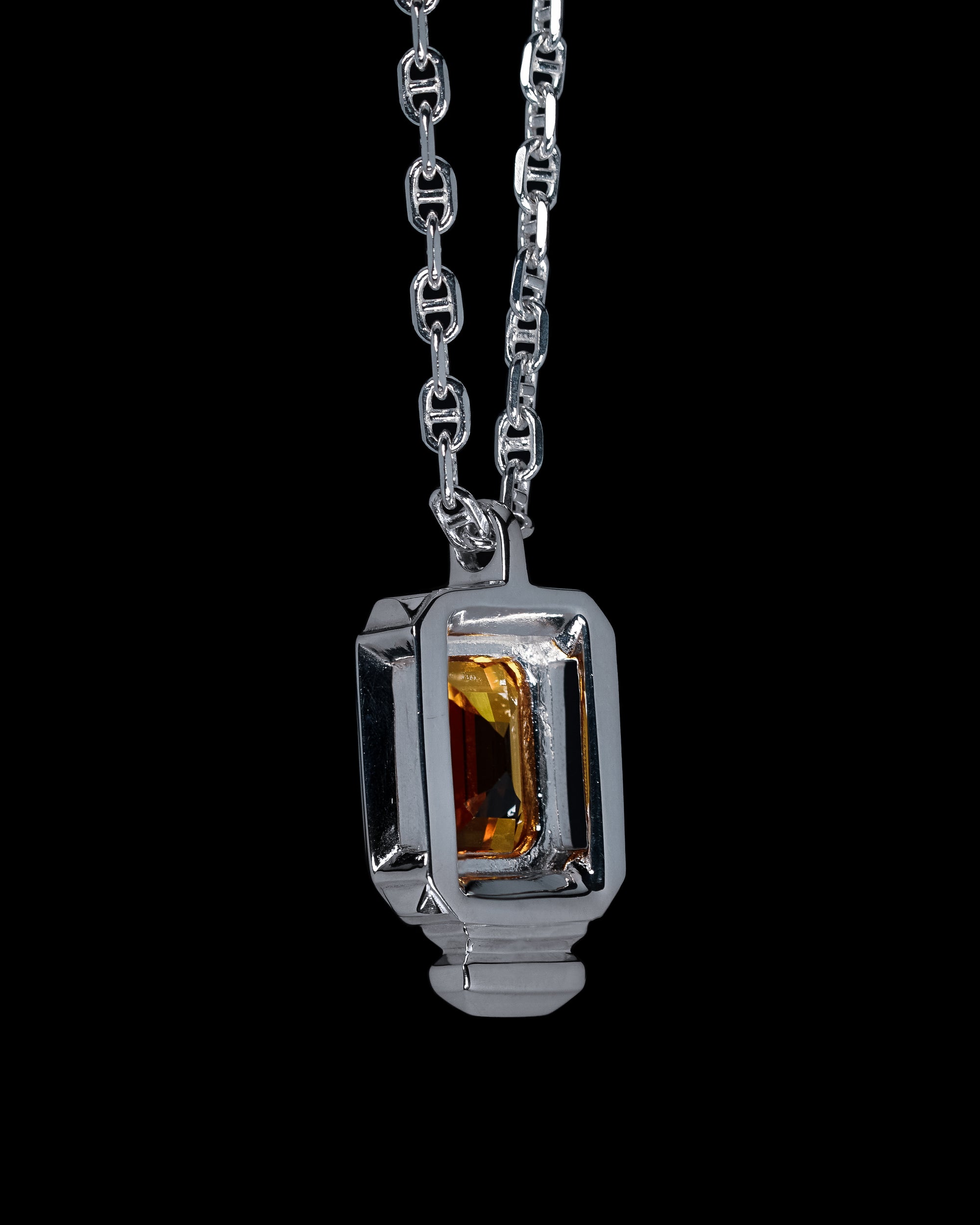 Escudo Necklace - Yellow
