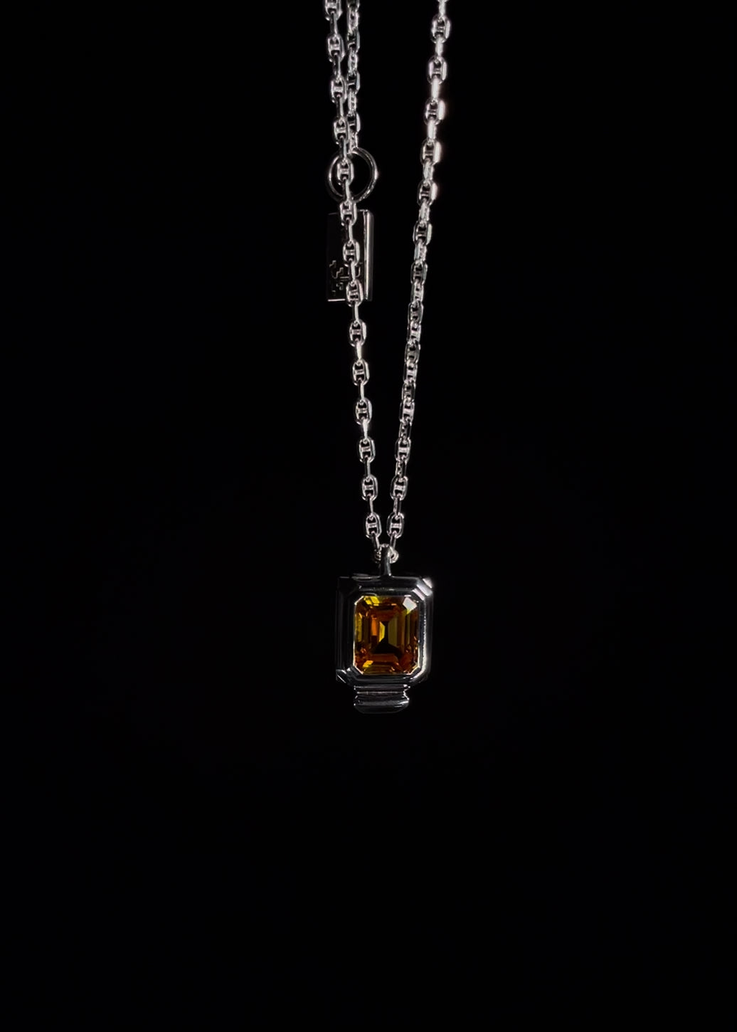 Escudo Necklace - Yellow